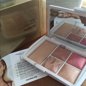 Hourglass Surreal Light palette